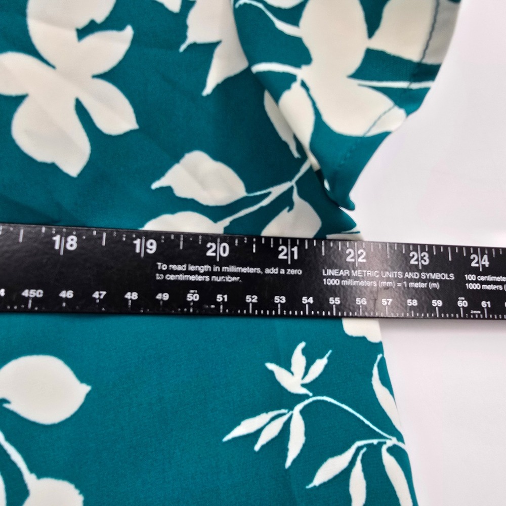 New Torrid Harper Teal Green White Floral Flutter‎ Sleeve Blouse Size 00 M/L 10 - Picture 9 of 11
